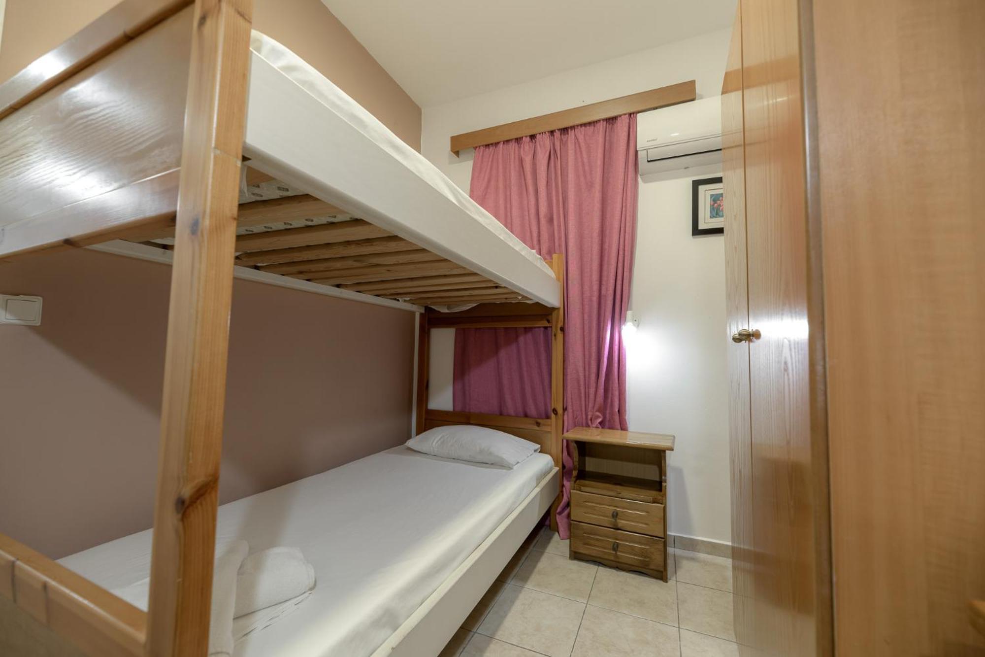 Anthi Studios & Apartments 알리케스 외부 사진