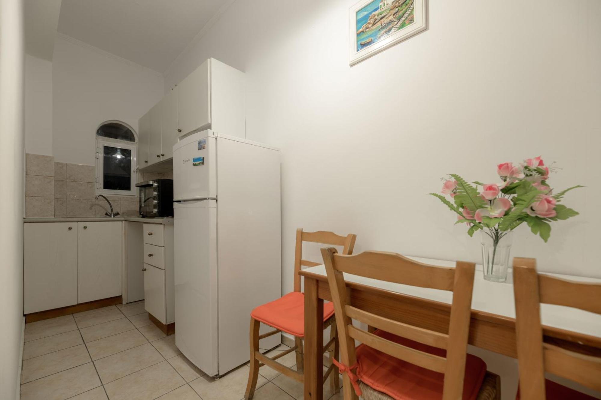 Anthi Studios & Apartments 알리케스 외부 사진