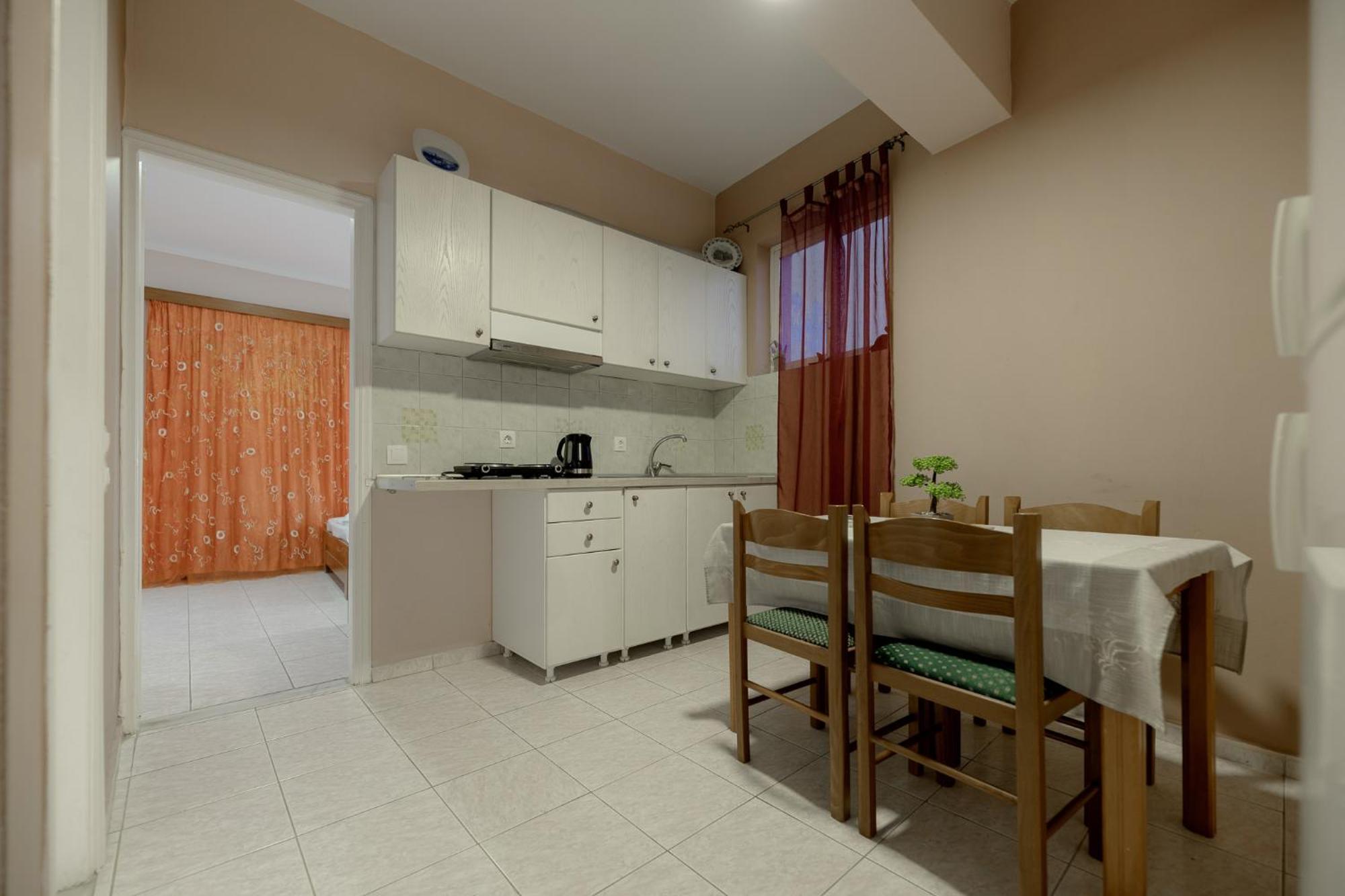 Anthi Studios & Apartments 알리케스 외부 사진
