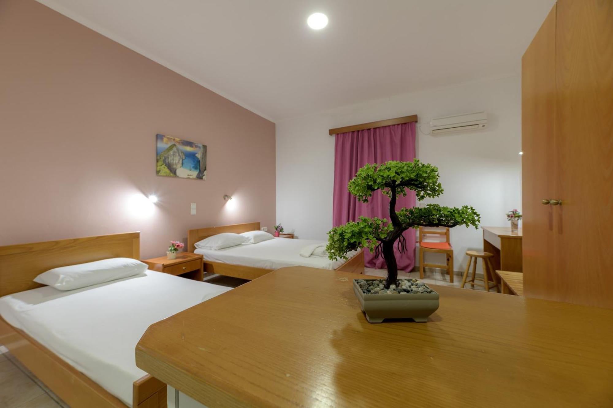 Anthi Studios & Apartments 알리케스 외부 사진
